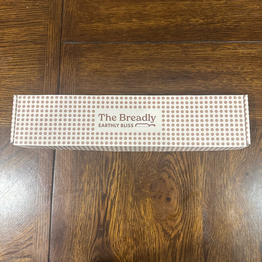 Earthly Bliss Breadly™ Bread Bow Knife – Reversible Serrated Blade (new in box) - Picture 6 of 6
